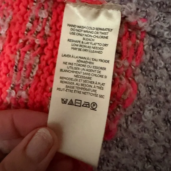 Free People gather me close cardigan.  Size XS/S - Picture 7 of 9